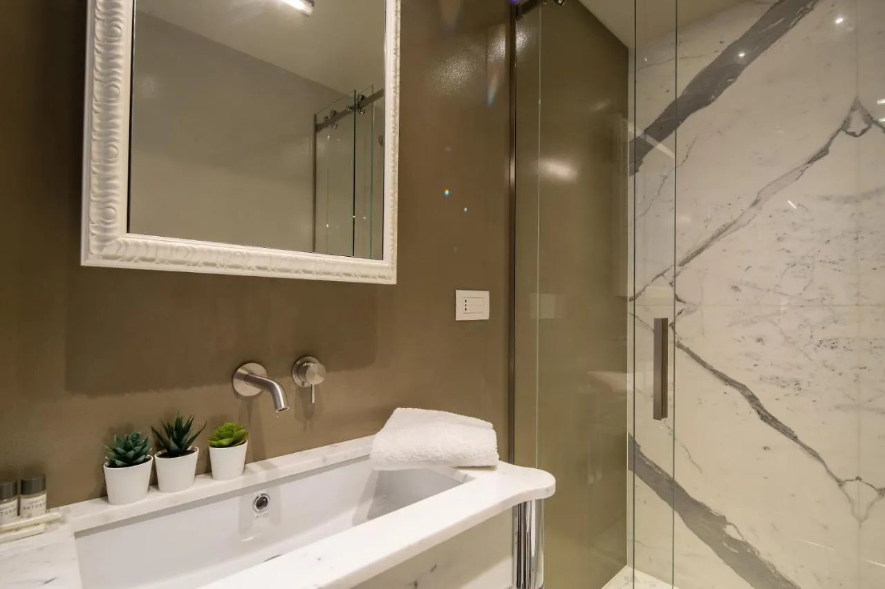 Florence Luxury Apartment Al Duomo By Mmega 0*,  Itálie
